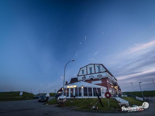 Pellworm Hafen Pub zur blauen Stunde